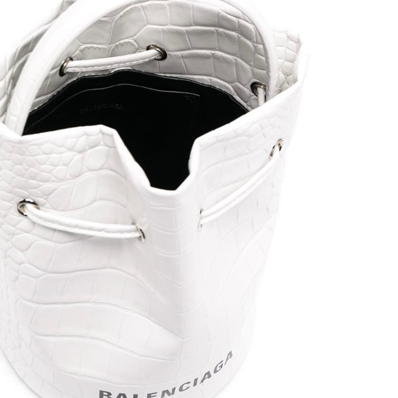 Balenciaga bucket bag - Picture 3 of 9
